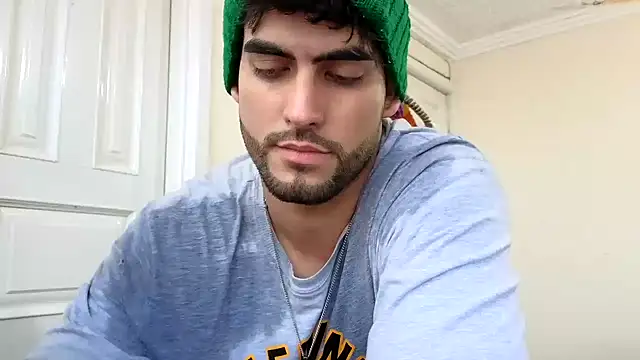 Jackyrose online show from December 19, 8:28 pm