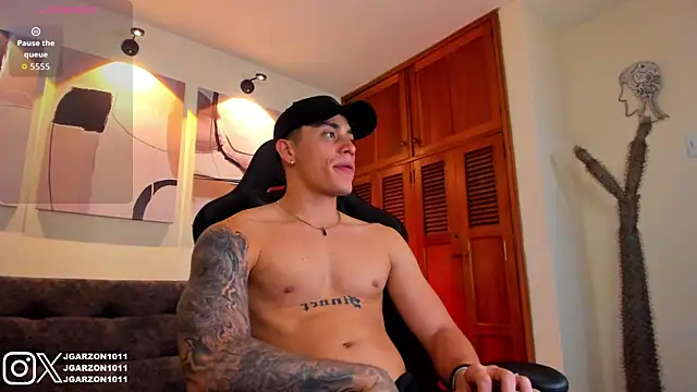  joansoto online show from April 20, 8:44 pm