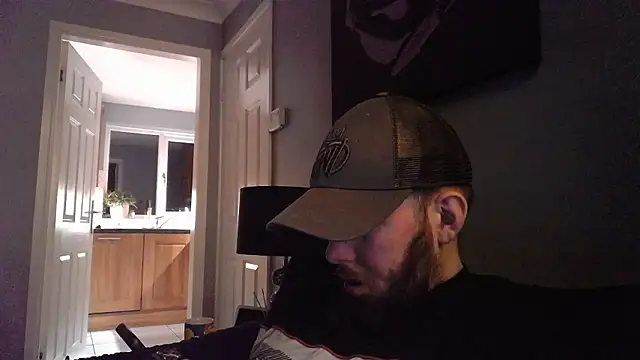 Chubbydan online show from December 4, 6:11 am