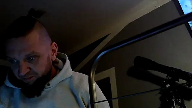 donhulio482 online show from February 28, 3:15 am