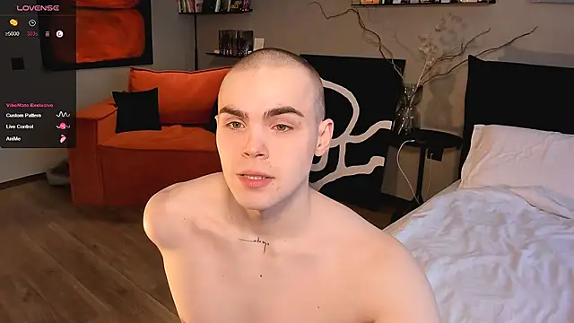 simonwnl online show from January 18, 1:02 pm