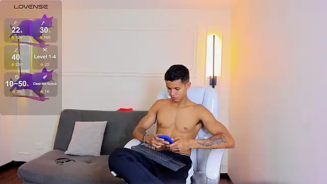 Paradise boy s online show from February 3, 5:29 pm