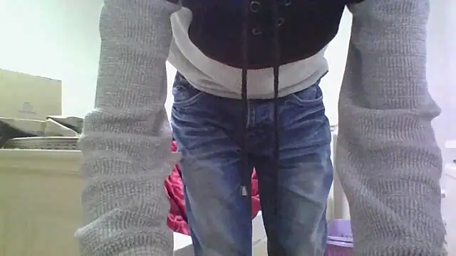 Wesleymodel online show from February 13, 10:26 pm