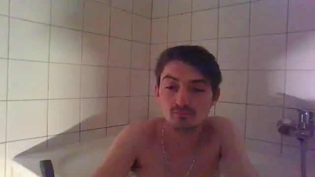 Wesleymodel online show from February 1, 1:15 am