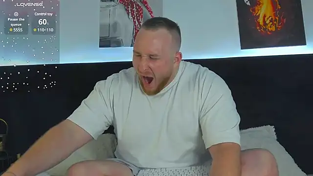 RoddyStill online show from January 4, 7:45 am