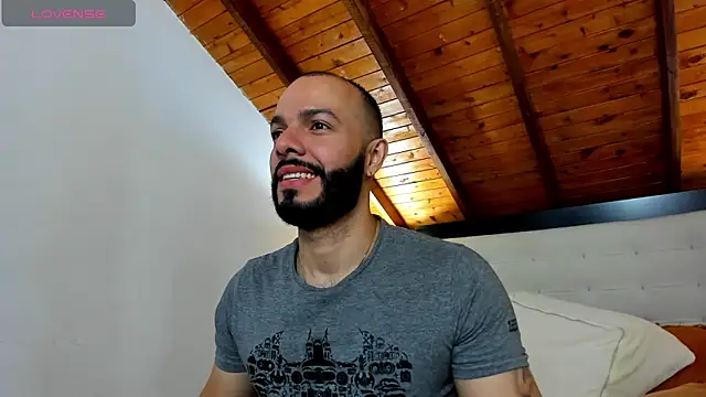 Tom Bailey online show from October 4, 12:54 pm