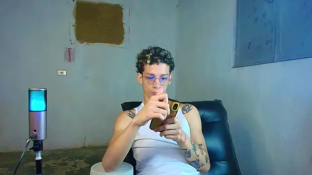 mateodeamjo online show from February 26, 6:15 am