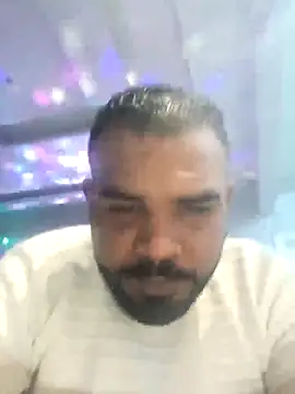 Snapshot of ListedLoin chatting on March 7, 12:45 pm ListedLoin online show from March 7, 12:45 pm