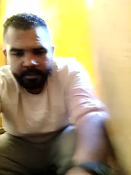 Snapshot of ListedLoin chatting on January 4, 1:42 pm ListedLoin online show from January 4, 1:42 pm