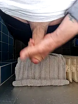 joycock8 online show from March 22, 9:02 am