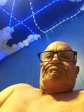 justjerkinaround666 online show from April 30, 6:42 am