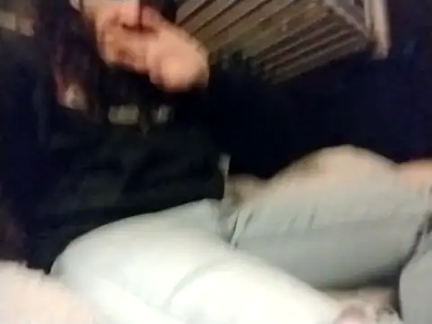 Snapshot of mebmeb24 chatting on February 13, 12:32 pm mebmeb24 online show from February 13, 12:32 pm