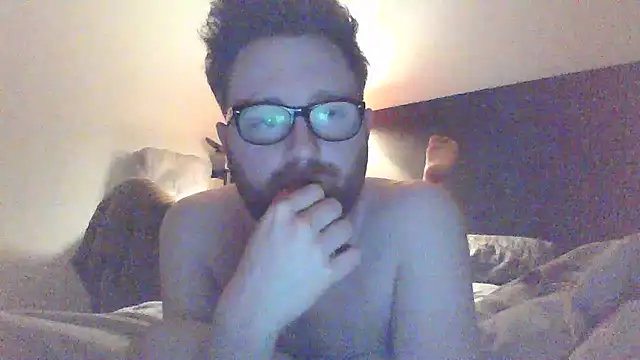 HotGinger9393 online show from January 8, 2:35 am