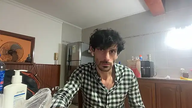 nicolaaaaas online show from March 12, 6:43 am