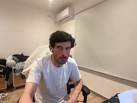 nicolaaaaas online show from October 17, 6:17 am