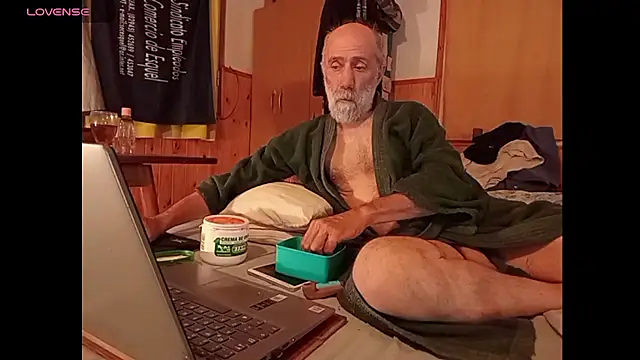 papifacu online show from January 27, 2:53 am