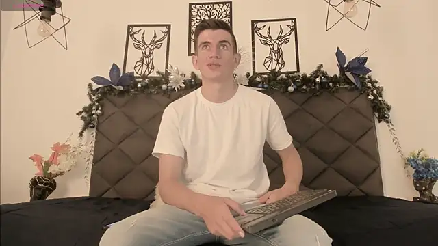 MikaelSlow online show from January 15, 4:15 am