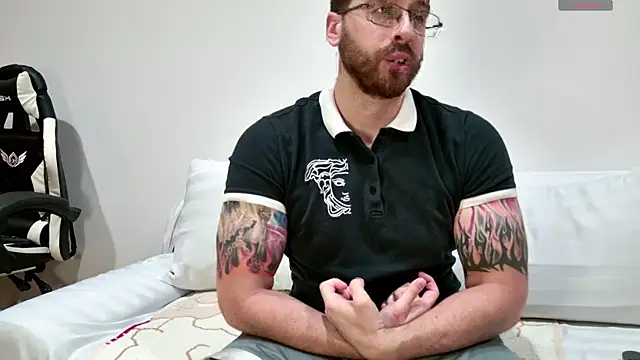 JayXCee Official online show from February 8, 2:49 pm