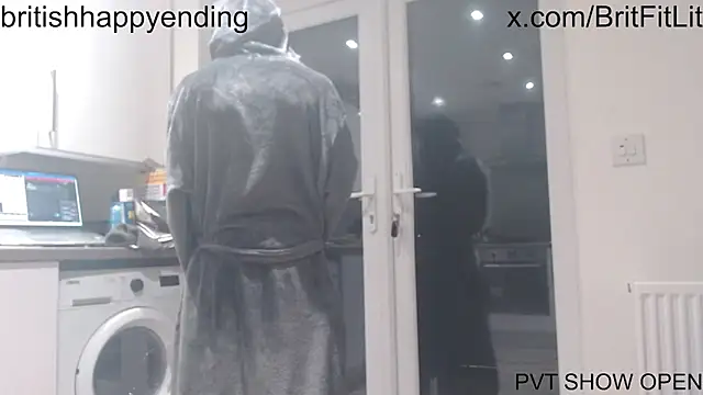 BritishHappyEnding online show from December 15, 4:59 pm