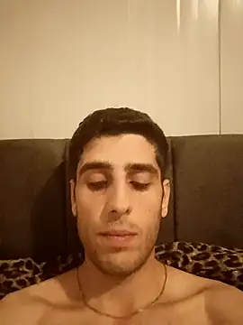 arenn1997 online show from March 12, 10:06 pm