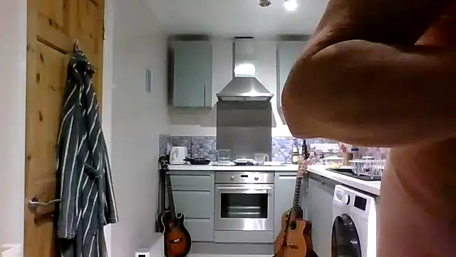 jimmybenido online show from December 20, 6:15 pm