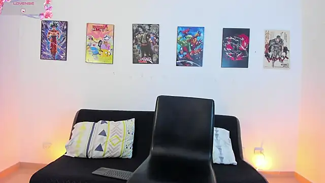 jonathanjoestar  online show from December 15, 11:57 pm