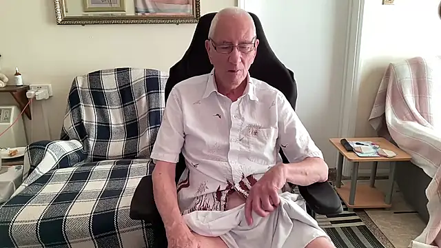 cutaboverest online show from November 2, 4:00 pm