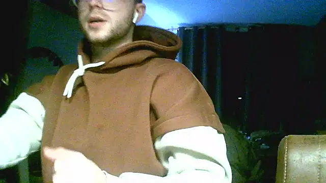 brendonsteamy online show from March 16, 10:44 am