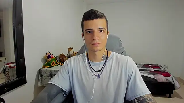 Snapshot of Balo_lovers chatting on February 17, 6:37 pm Balo lovers online show from February 17, 6:37 pm