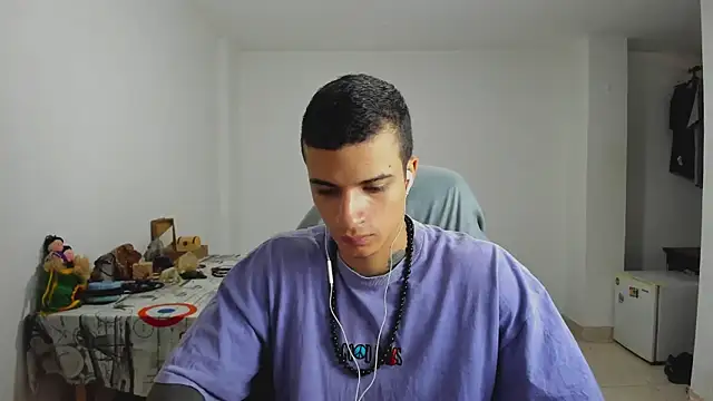 Snapshot of Balo_lovers chatting on February 5, 2:16 pm Balo lovers online show from February 5, 2:16 pm