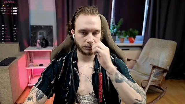 pleasure8869 online show from October 19, 8:28 am