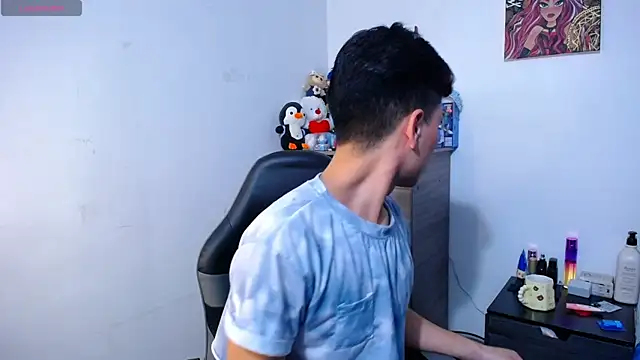 OwenBluee online show from January 13, 5:01 am