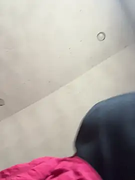 rayyymack online show from April 6, 1:12 pm