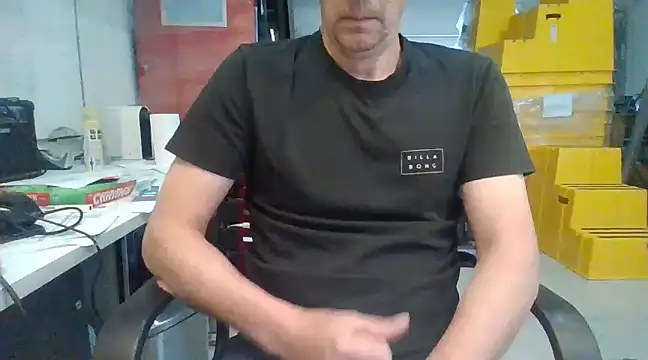 Snapshot of Raimundo1971 chatting on December 4, 1:42 pm Raimundo1971 online show from December 4, 1:42 pm