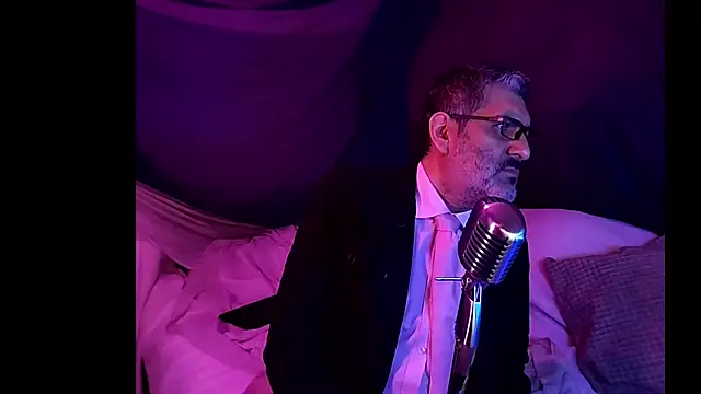 BushBator online show from March 14, 7:04 am