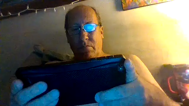 hornyrich69 online show from April 13, 5:41 am