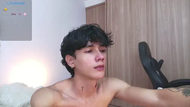 Snapshot of badboy_one_ chatting on September 27, 7:23 pm badboy one  online show from September 27, 7:23 pm