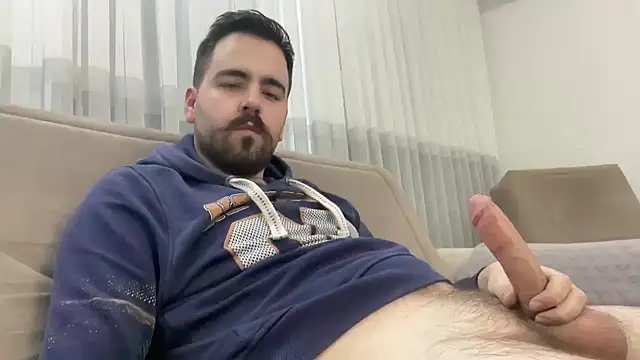 Horny00boy0 online show from January 16, 1:37 am