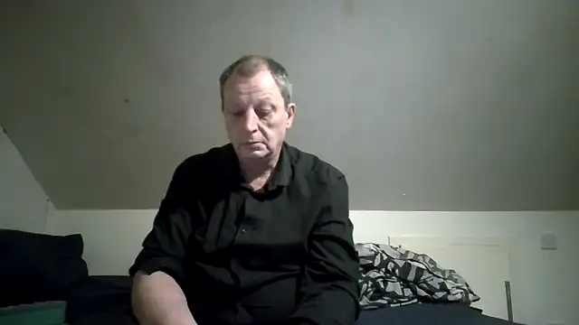 chubbybear2cum online show from April 17, 1:30 am