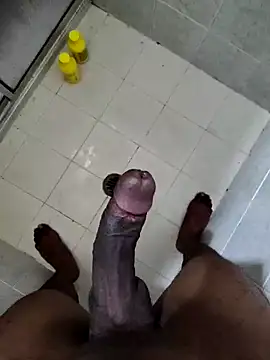 Snapshot of Negrotnt11 chatting on September 16, 12:55 am Negrotnt11 online show from September 16, 12:55 am