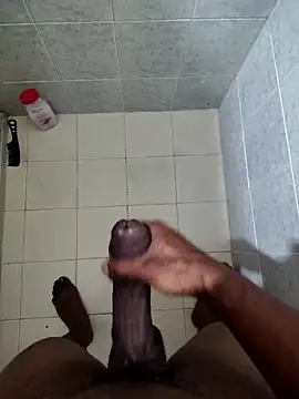 Snapshot of Negrotnt11 chatting on October 12, 9:42 pm Negrotnt11 online show from October 12, 9:42 pm