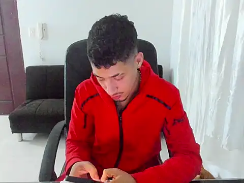 Chandler ken online show from September 15, 4:25 am