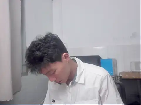 xhqds online show from December 11, 10:15 am