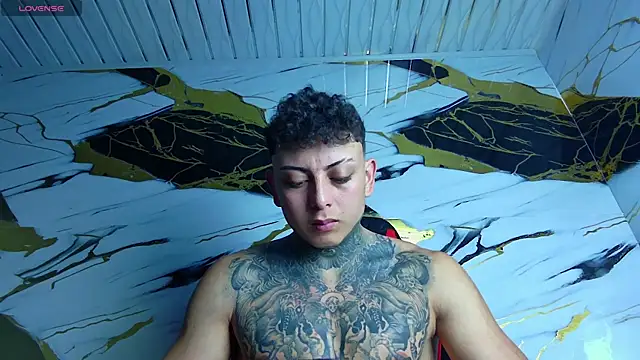 Kevin22 222 online show from March 1, 3:10 am