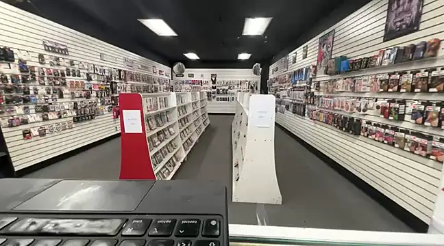 Snapshot of RawRyder8 chatting on January 24, 10:51 pm RawRyder8 online show from January 24, 10:51 pm