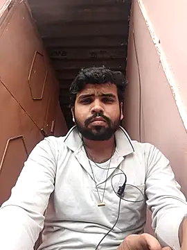 Snapshot of MeFeellove chatting on October 31, 9:12 am MeFeellove online show from October 31, 9:12 am