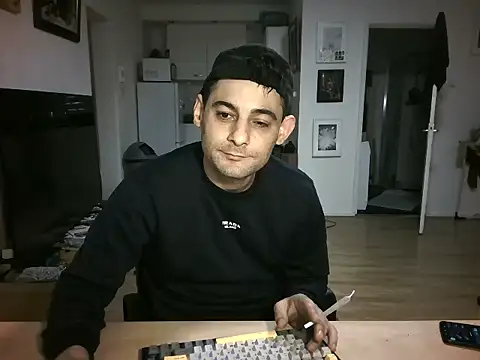 mihaimichael online show from July 24, 9:44 pm