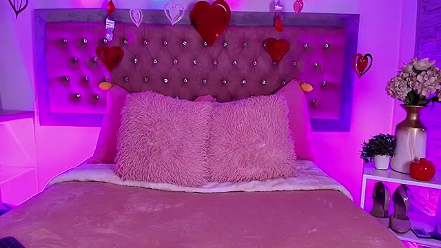 Tayzon Foxxx online show from February 17, 12:59 pm