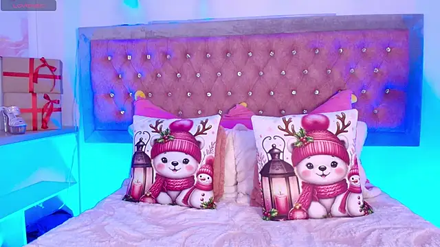 Tayzon Foxxx online show from December 20, 12:45 pm