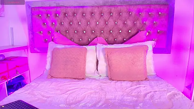 Tayzon Foxxx online show from January 6, 12:53 pm